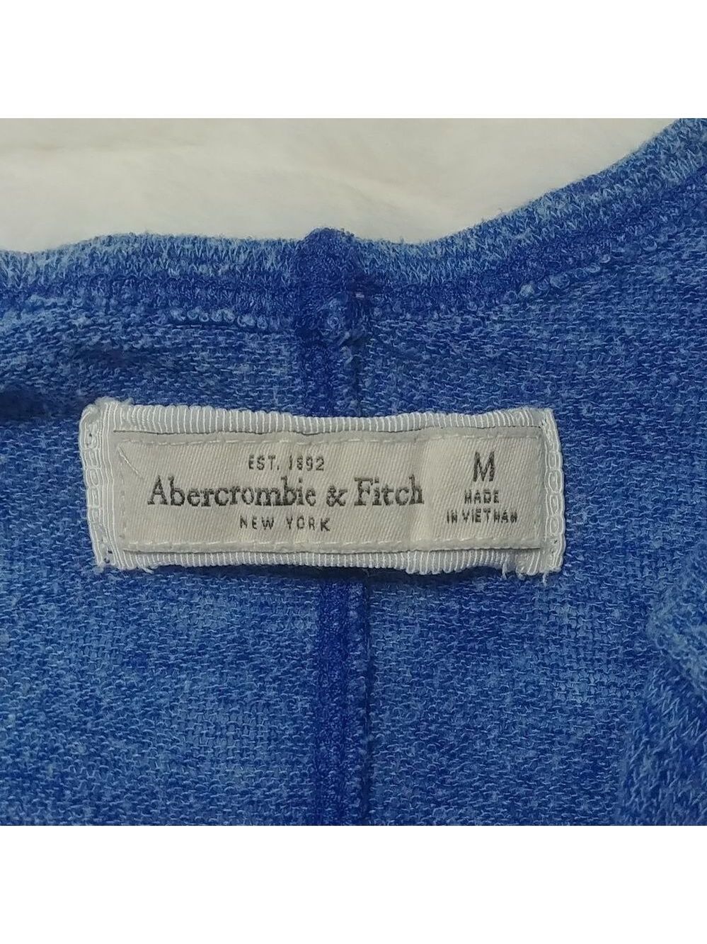 Abercrombie & Fitch M Blue Short Rolled Sleeve Low Back Top - Picture 7 of 9